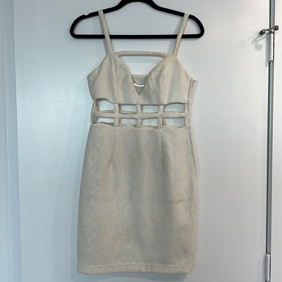 Whitney Eve Bitter Melon Sheath Dress - Picture 4 of 11